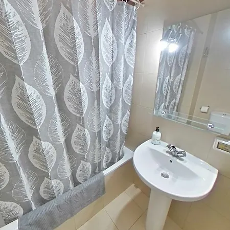 Apartamento Con Terraza Privada En Playa De Americas Arona (Tenerife)